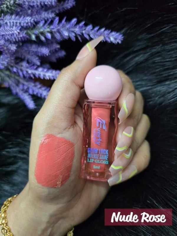 Everly glow lock lipgloss